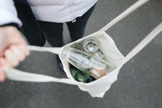 5 Easy Tips to Switch to a More Sustainable Oral Care Routine