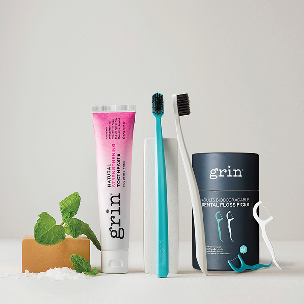 Strengthening Toothpaste & 2pk Bio Toothbrush Set